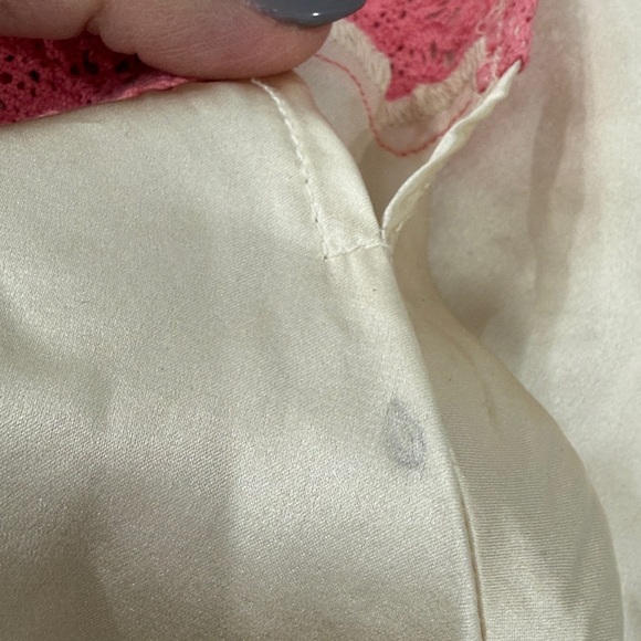 Gold Hawk Silk camisole - Picture 9 of 9